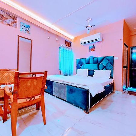 De Costa Palace - Pick And Drop Available Varanasi Luaran gambar