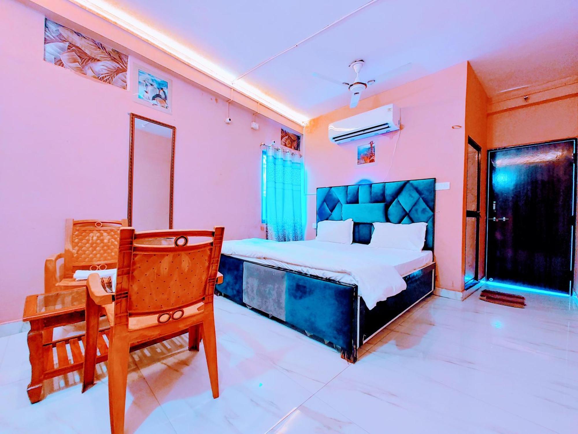 De Costa Palace - Pick And Drop Available Varanasi Luaran gambar