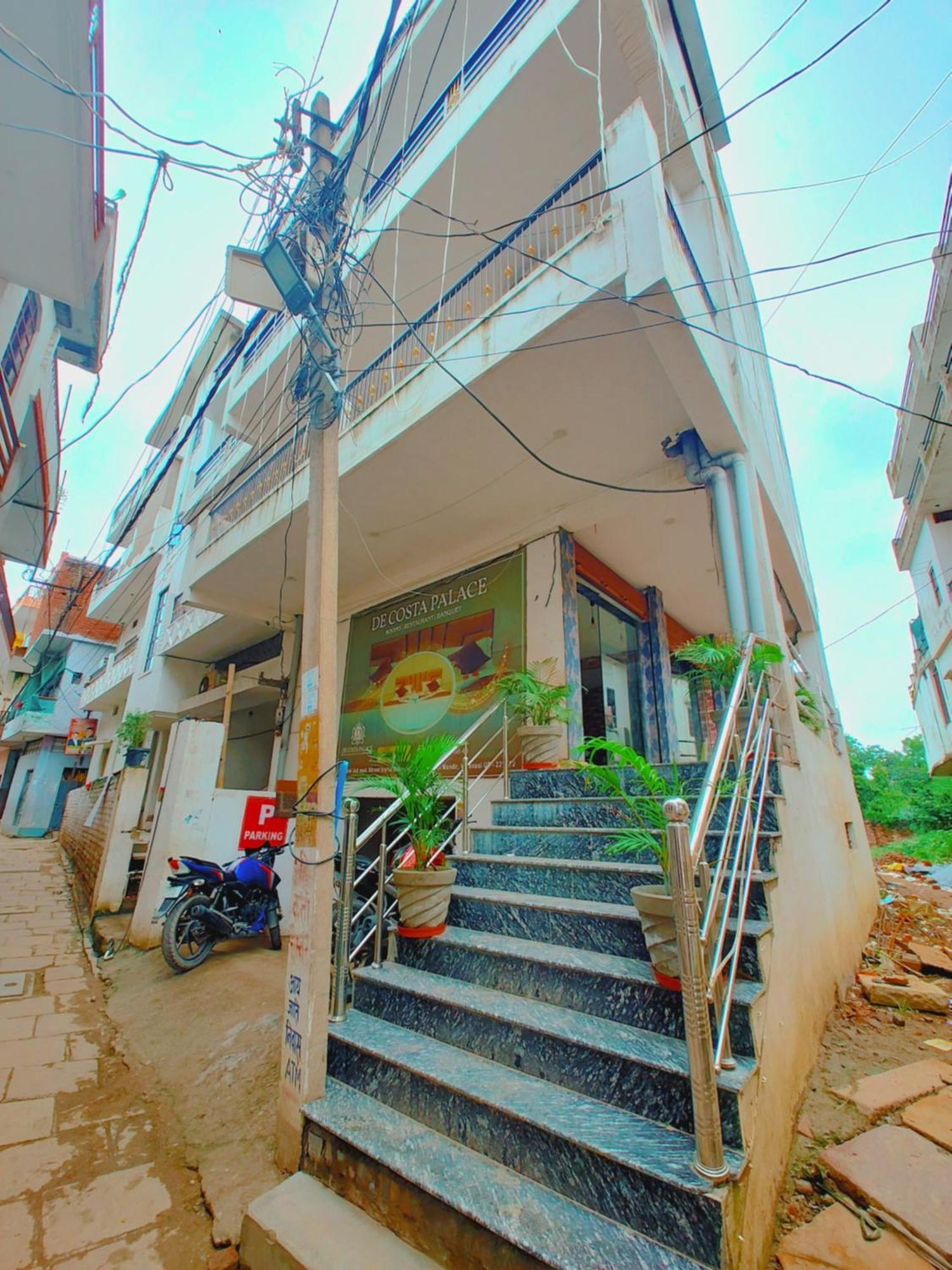 De Costa Palace - Pick And Drop Available Varanasi Luaran gambar